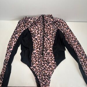 Matte Collection Thiago One Piece Cheetah Bathing Suit Size L